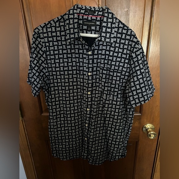Banana Republic Other - Banana Republic Navy and White Turtle Print Shirt